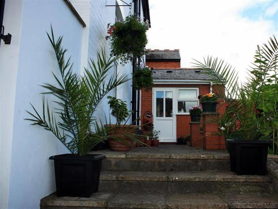 Bed and Breakfast Laurels Oswestry Exterior foto