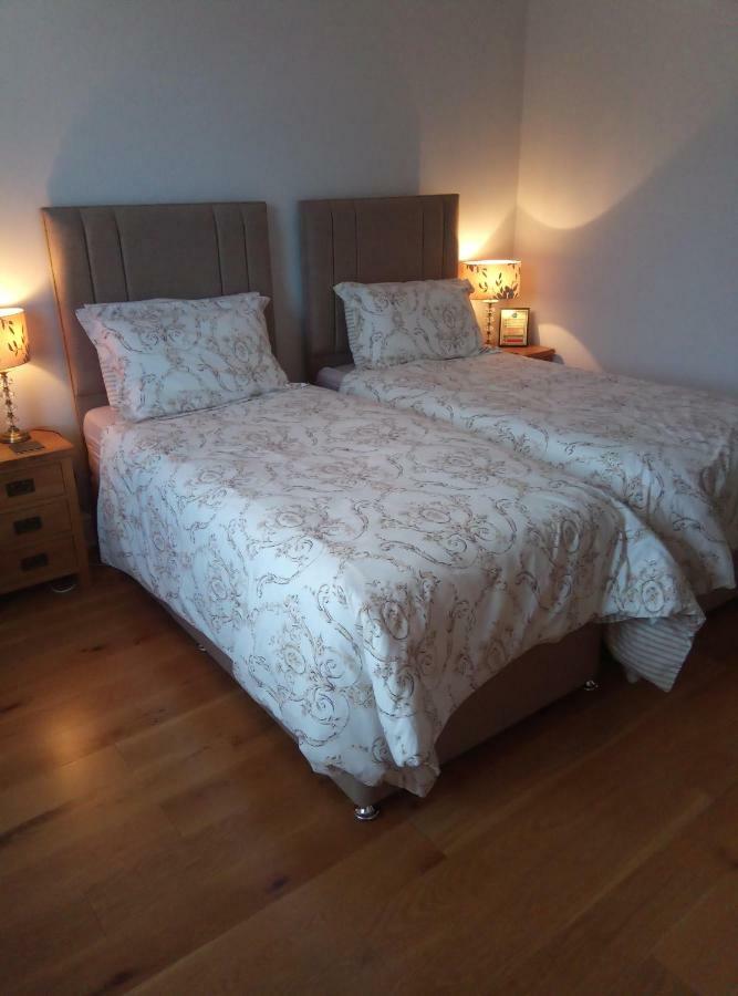 Bed and Breakfast Laurels Oswestry Exterior foto