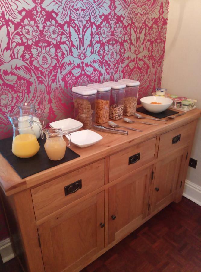 Bed and Breakfast Laurels Oswestry Exterior foto
